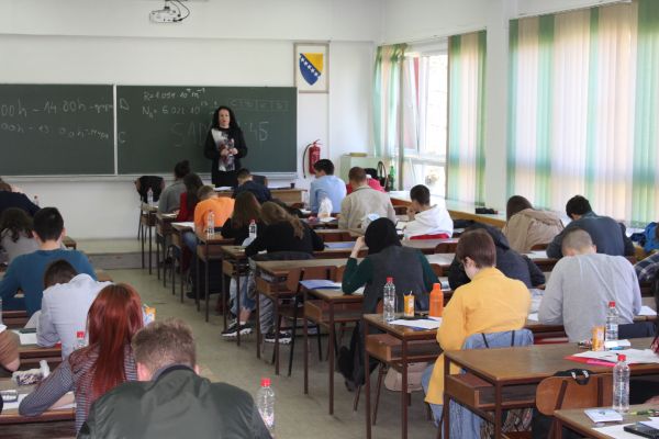 img-78630503B2B8-8C83-54F6-5FAE-23881696B63F.jpg