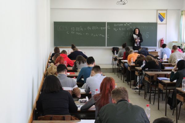 img-786461A864E6-4F57-9643-9017-CA33EB7810BF.jpg